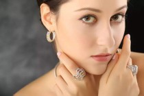 中国最聪明女人戴珠宝（中国现代最聪明的女人）