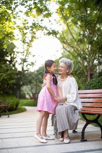 站在世界某一个角落，看着日出日落（世界上最伤感的句子有哪些?）