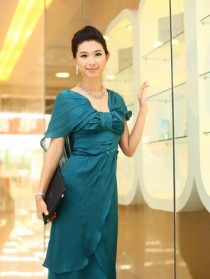 中国十大富豪大排名（请问,中国十大富豪排名是?）