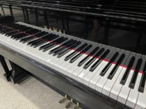 原装进口的卡哇伊 KAWAI US-7X 二手钢琴，高端型号，古典韵味十足