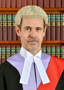 世界上最狠的法官（最大的法官）